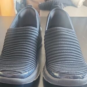 Women's Black Slip-On Shoes